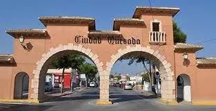VILLA DE LUJO EN CIUDAD QUESADA  UNICA EN LA ZONA — 25
