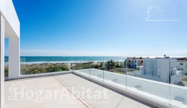 CHALET DE LUJO TOTALMENTE A ESTRENAR CON PISCINA, GARAJE Y V - foto 2