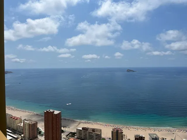 Se vende preciosos apartamento en Poniente con 2 dormitorios, 1 baño, parking y trastero — 43