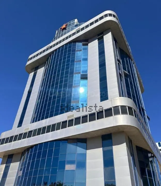 Oficina luminosa en venta en Edificio exclusivo – Calle Astr - foto 5