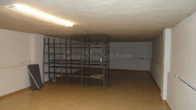 Local comercial 100m² en venta - Levante — 4