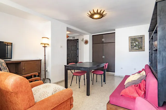 Dos apartamentos en uno, con espectaculares vistas al mar, junto al puerto deportivo de Estepona — 9