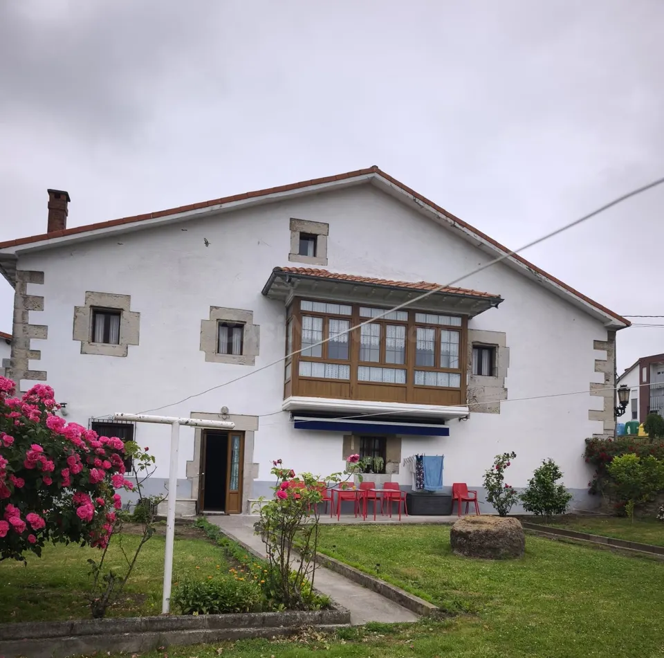 CASONA DE PIEDRA EN HINOJEDO