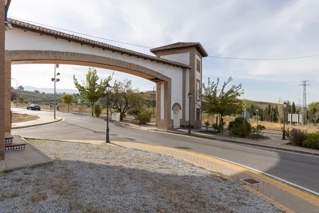 Terreno urbano de 1600 metros unifamiliar para realizar hasta 6 viviendas — 3