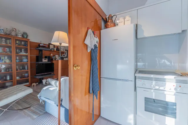 Acogedor piso de 2 dormitorios en el corazón de L'Eixample con posibilidad de alquiler de pk en la misma finca — 7