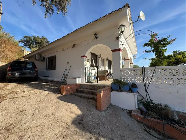 Chalet con piscina propia y vistas impresionantes en urbanización el sol, alcolea (Córdoba) — 29