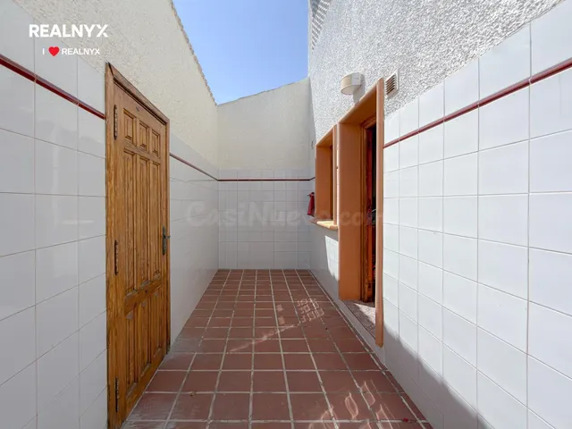 Novedad! Espectacular Bungalow con enorme terraza y ubicación privilegiada + Piscina comunitaria con zonas ajardinadas — 17
