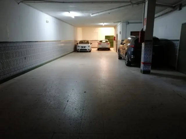 VIVIENDA UNIFAMILIAR CON COCHERA EN PEDRO ABAD! — 30