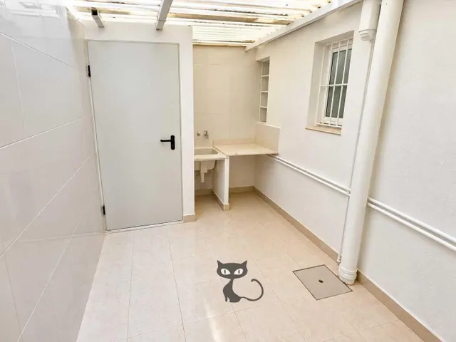 Oportunidad en Alfafar ¡Piso Reformado con Terraza! — 33
