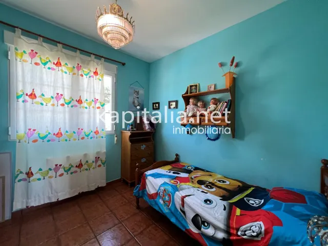 Magnifico chalet a la venta en Ontinyent a 1.5km de la población. — 28