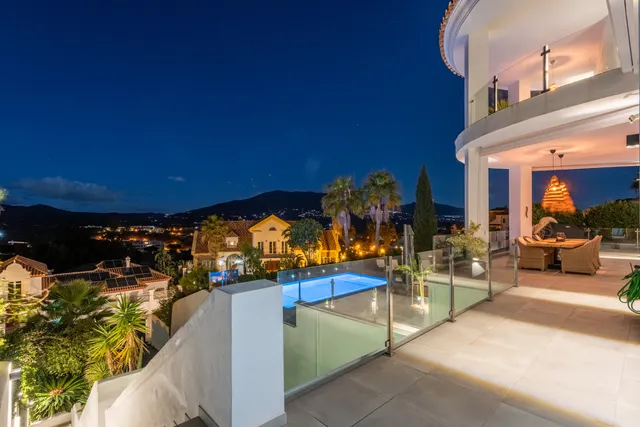 Chalet 4 habitaciones 470m² en venta - Riviera del sol — 30