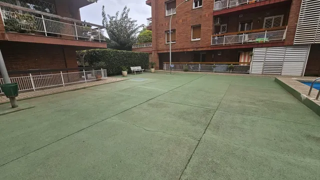 ÁTICO A LA VENTA EN EL CENTRO DE PINEDA DE MAR Y PISCINA COMUNITARIA — 6