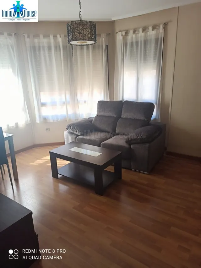 APARTAMENTO EN ALQUILER ZONA CENTRO - foto 3
