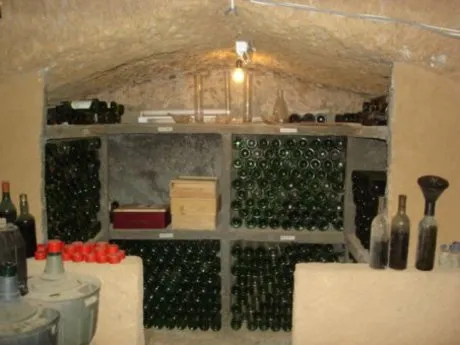 SE VENDE BODEGA EN VILLACÉ, RESTAURADA, CON  MERENDERO, 2 BAÑOS, BARBACOA, APARCAMIENTO Y JARDÍN — 3
