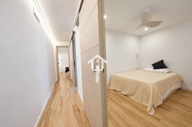 Entreplanta totalmente reformada con 2 patios en exclusiva en zona benalúa de Alicante — 28