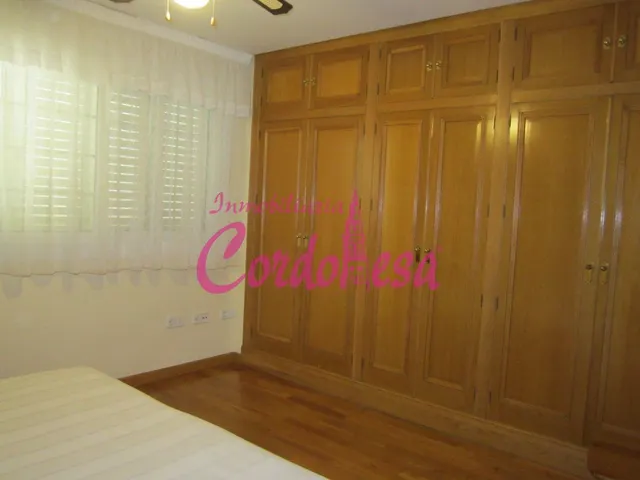 MAJESTUOSA CASA INDEPENDIENTE CON ASCENSOR Y PISCINA — 17