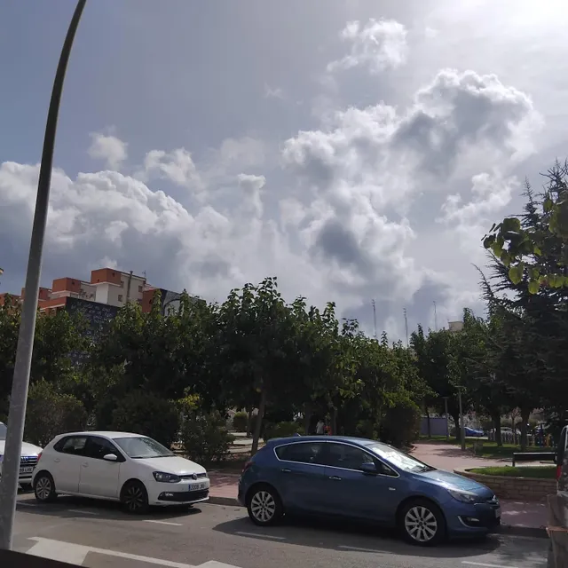 PISO con terraza y parking a lado - Parque del Langostino — 39