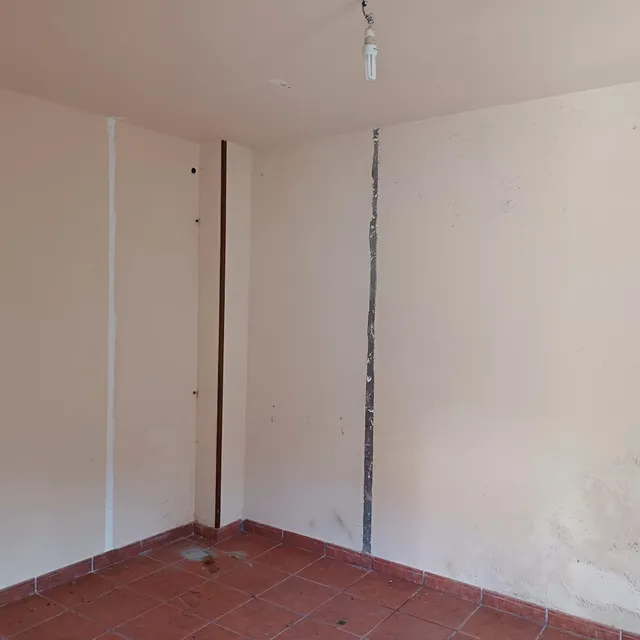 CASA EN VENTA PARA RESTAURAR — 40