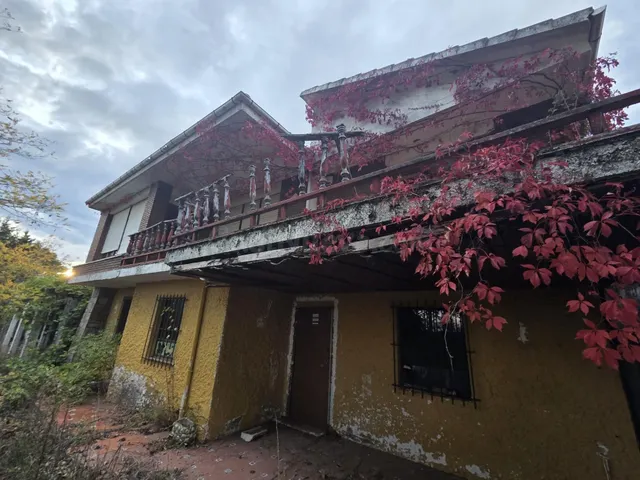 Casa 4 habitaciones 332m² en venta - Valverde de la Virgen - foto 2