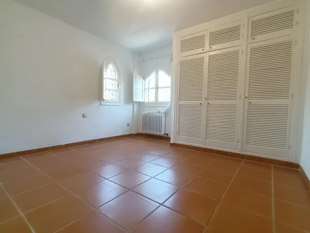 VILLA DE LOS CIPRESES - Exclusiva villa independiente con piscina privada en Villas Blancas (Albolote – Granada) — 48