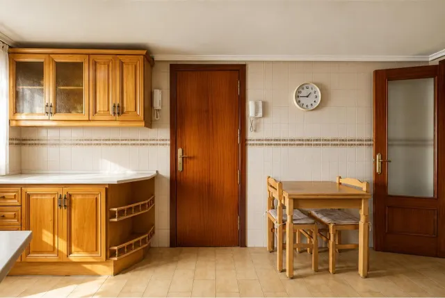 Vivienda situada en una de las zonas más valoradas de Cáceres, — 6