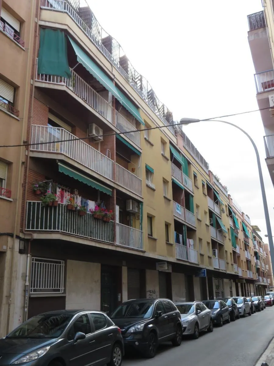 Venta de Piso sin Posesión No visitable en la localidad de Cerdanyola del Vallés