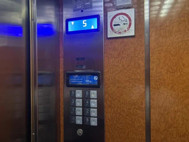 Ref. 8546 SALICO ofrece gran vivienda en Olivereta con plaza de aparcamiento — 15