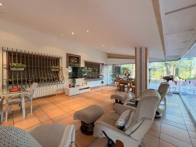 Casa de Pueblo 7 habitaciones 946m² en venta - Maitino-Perle - foto 2