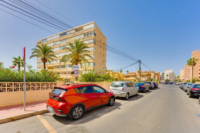 Apartamento de 1 dormitorio con parking comunitario a 240m de la Playa de La Mata — 39
