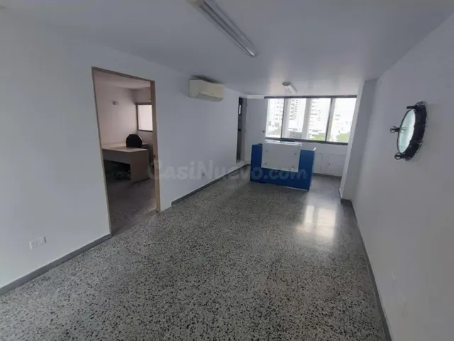 Local comercial 1 habitación 46m² en alquiler - Castillogran - foto 4