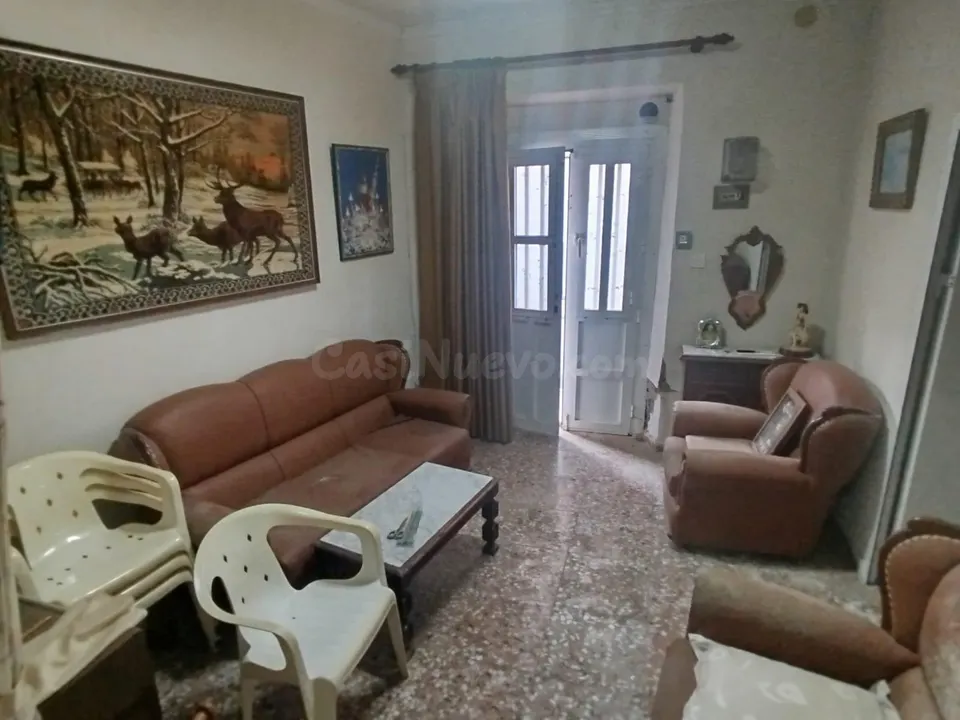 Casa centrica en mazarron con  60 metros de patio.