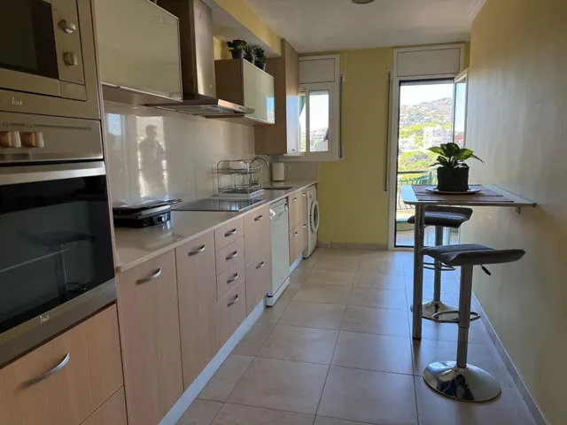 Exclusivo piso con dos terrazas, 3 habitaciones, piscina y maravillosas vistas en playa de aro — 11