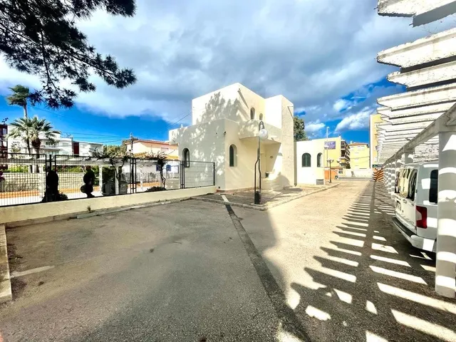 Local comercial situado en las marinas, sobre el Km 4 — 23