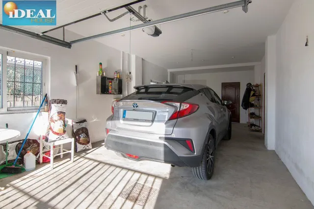 A6515D7. Huétor Santillan. www.idealhouse.es — 32