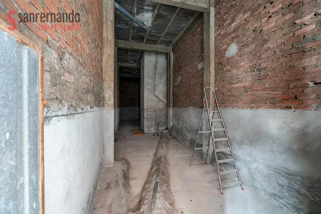 Local en venta en la zona Castilla Hermida — 2