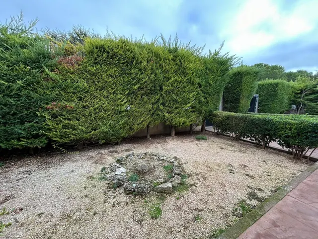 CHALET INDEPENDIENTE EN UNA PLANTA — 39