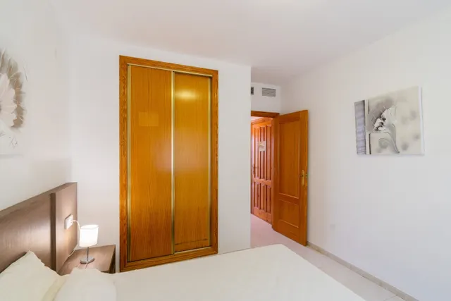 Apartamento de planta alta con 2 dormitorios e impresionantes vistas a la venta en Calpe — 13