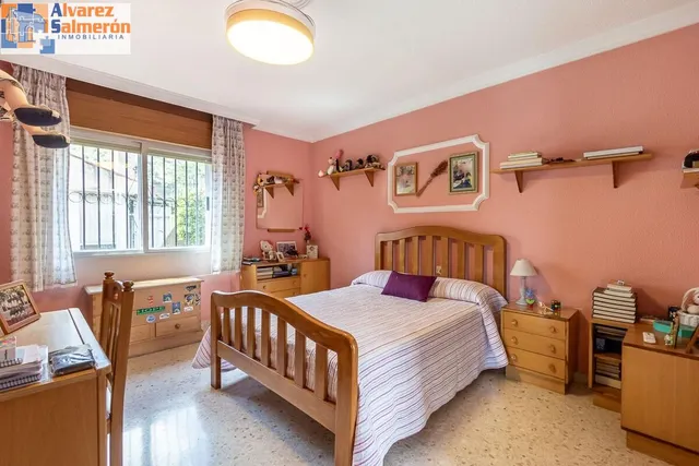 Chalet en Pinos Genil — 14