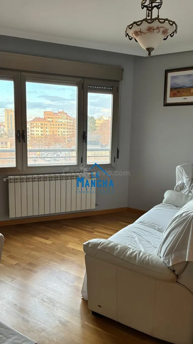 *250.000€* INMOBILIARIA LA MANCHA VENDE PISO EN ZONA FERIA D - foto 4