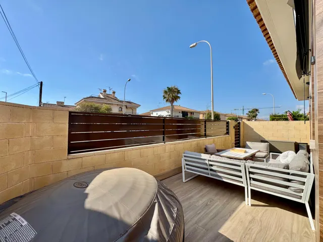 Encanto mediterráneo a solo 500 metros del mar — 34