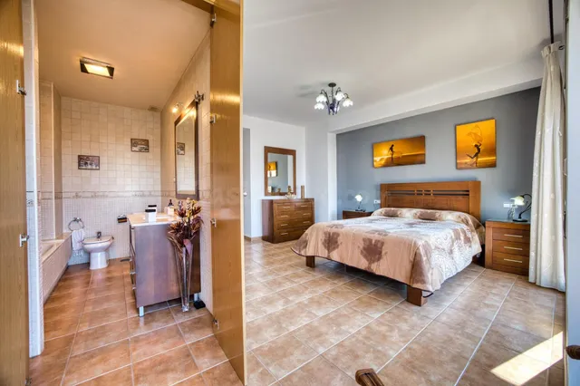 El hogar que tu familia merece: Ático Dúplex en Zeneta con t - foto 3