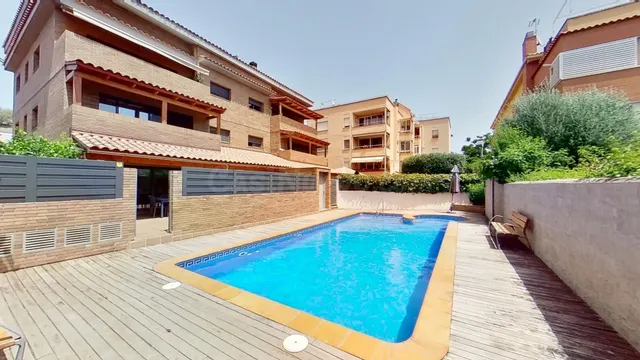 Piso planta baja a la venta en Castelldefels! - foto 3
