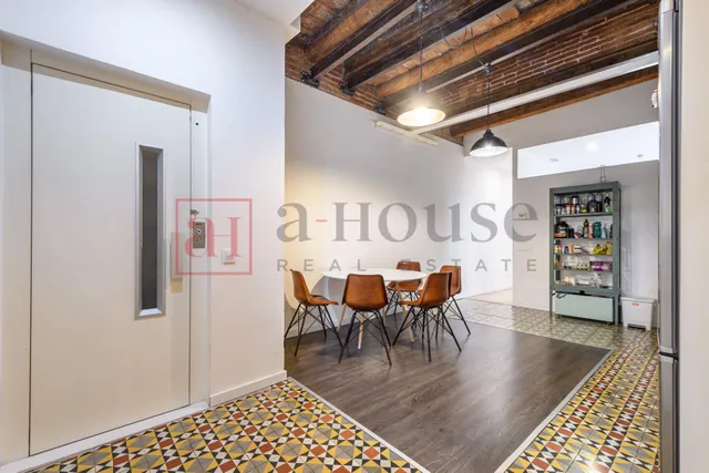 Piso listo para entrar a vivir con balcón y doble orientación en vila de gràcia — 11