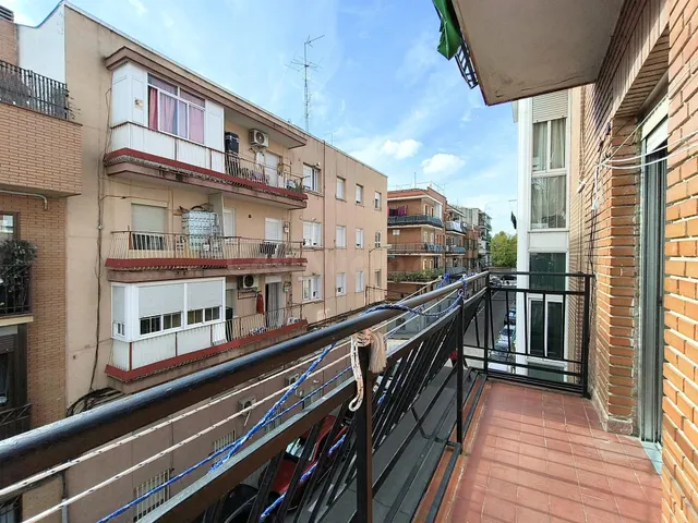 LUMINOSO PISO EXTERIOR, CON GRAN TERRAZA, EN PUERTA BONITA — 4