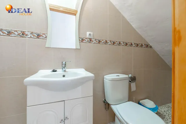 Encantadora casa en El Fargue, Granada. — 17
