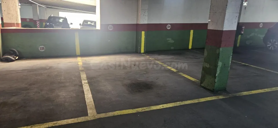Amplio Garaje en el Corazón de Alicante por solo €31,500