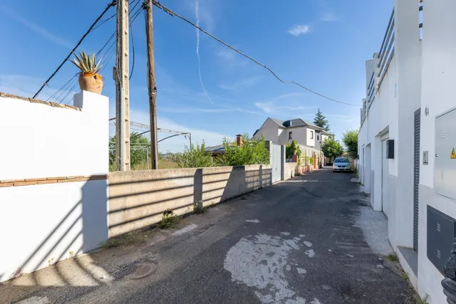 Parcela urbana en el barrio de Monachil — 10