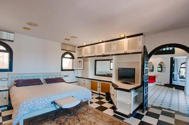 Villa 3 habitaciones 300m² en venta - Pla del mar — 43