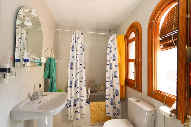 CHALET CON PISCINA EN HIJAR, LAS GABIAS — 38