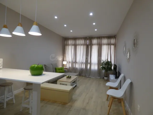 Apartamento 1 habitación 50m² en alquiler - Centro - foto 2